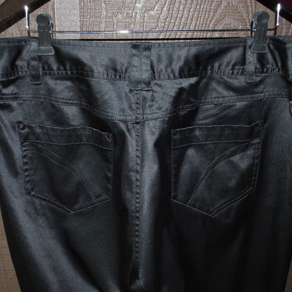 Venezia Black Satin Trouser/Jean sz 16